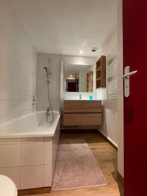T2 Classe 3 Etoiles Coeur De Village Et Piscine Ext Сен-Лари-Сулан Экстерьер фото